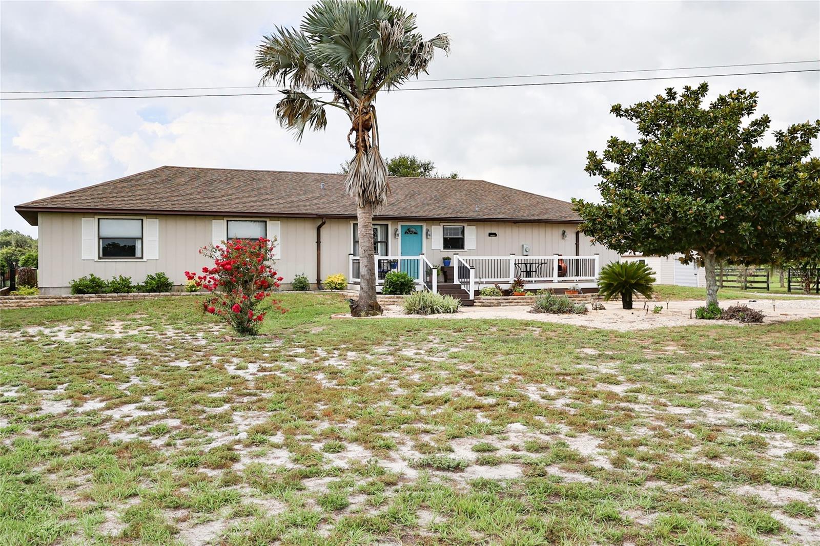 5015 TWIN LAKES LANE