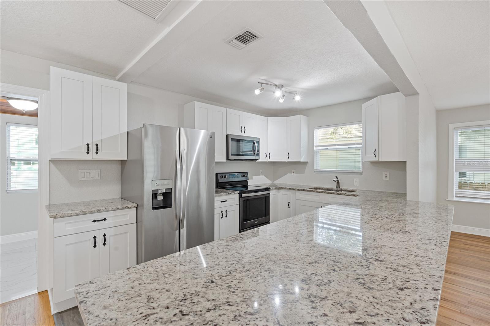 HALLS CENTRAL AVE 3 - Residential