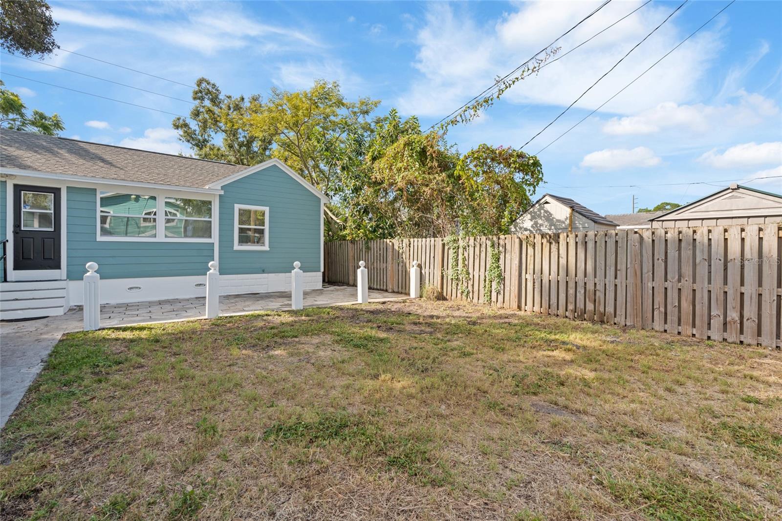 HALLS CENTRAL AVE 3 - Residential