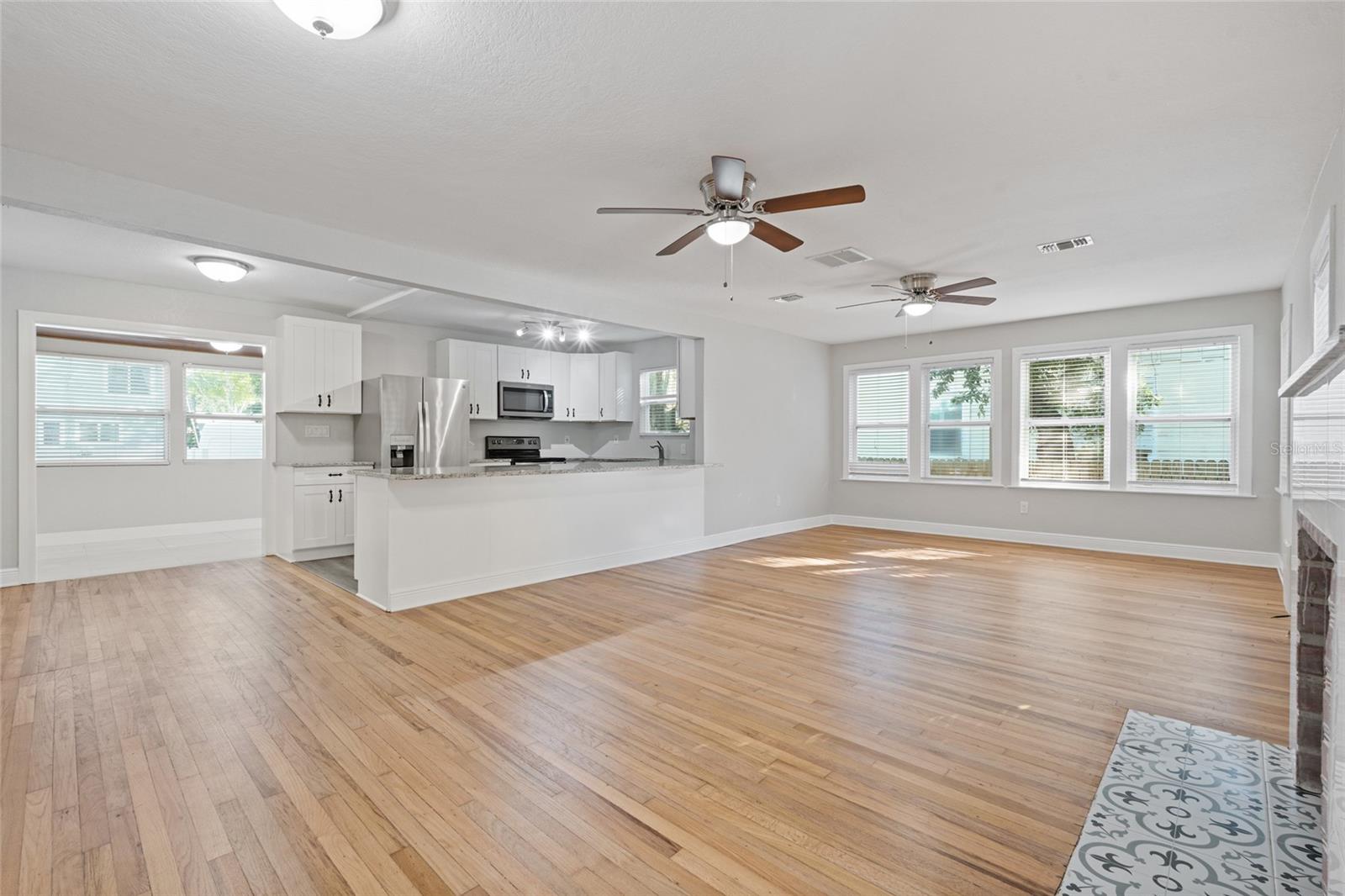 HALLS CENTRAL AVE 3 - Residential
