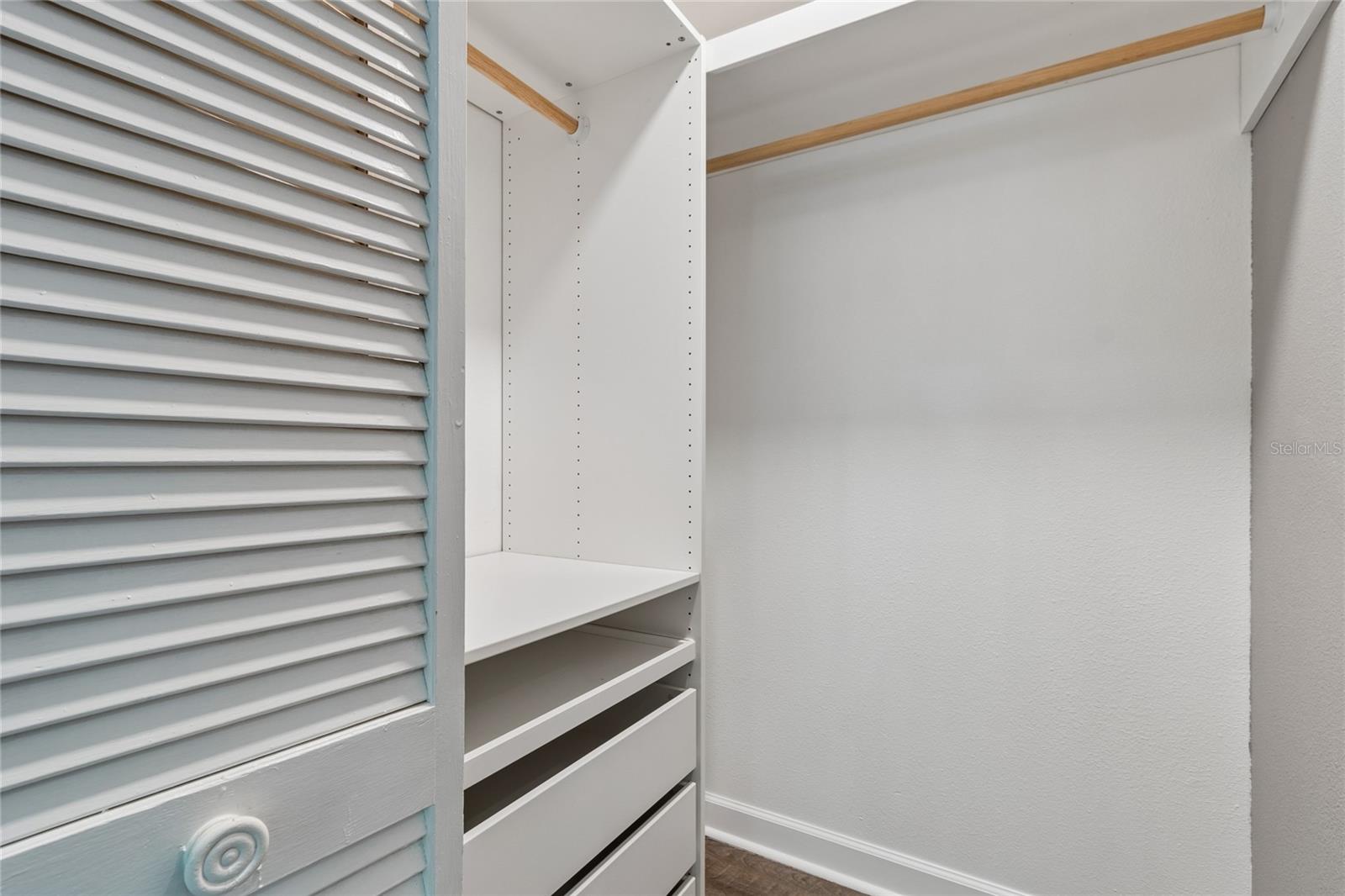 LAKES UNIT 2 PH 4 - Residential