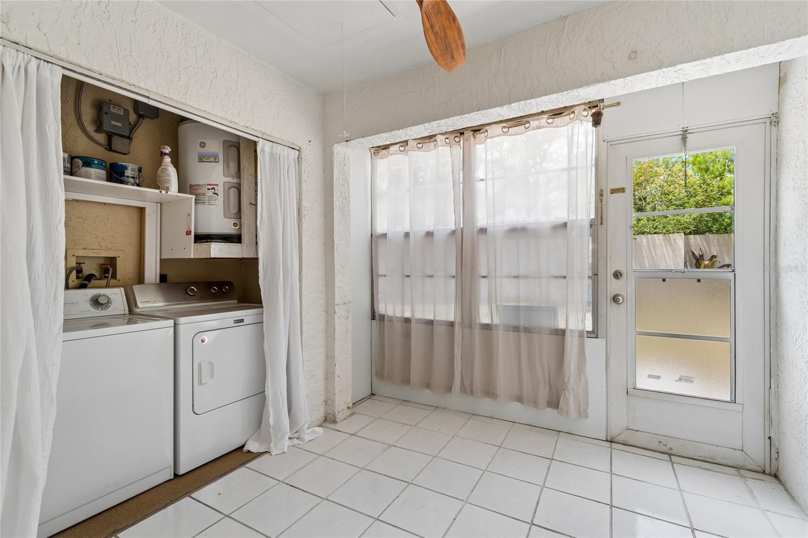 LAKES UNIT 2 PH 4 - Residential
