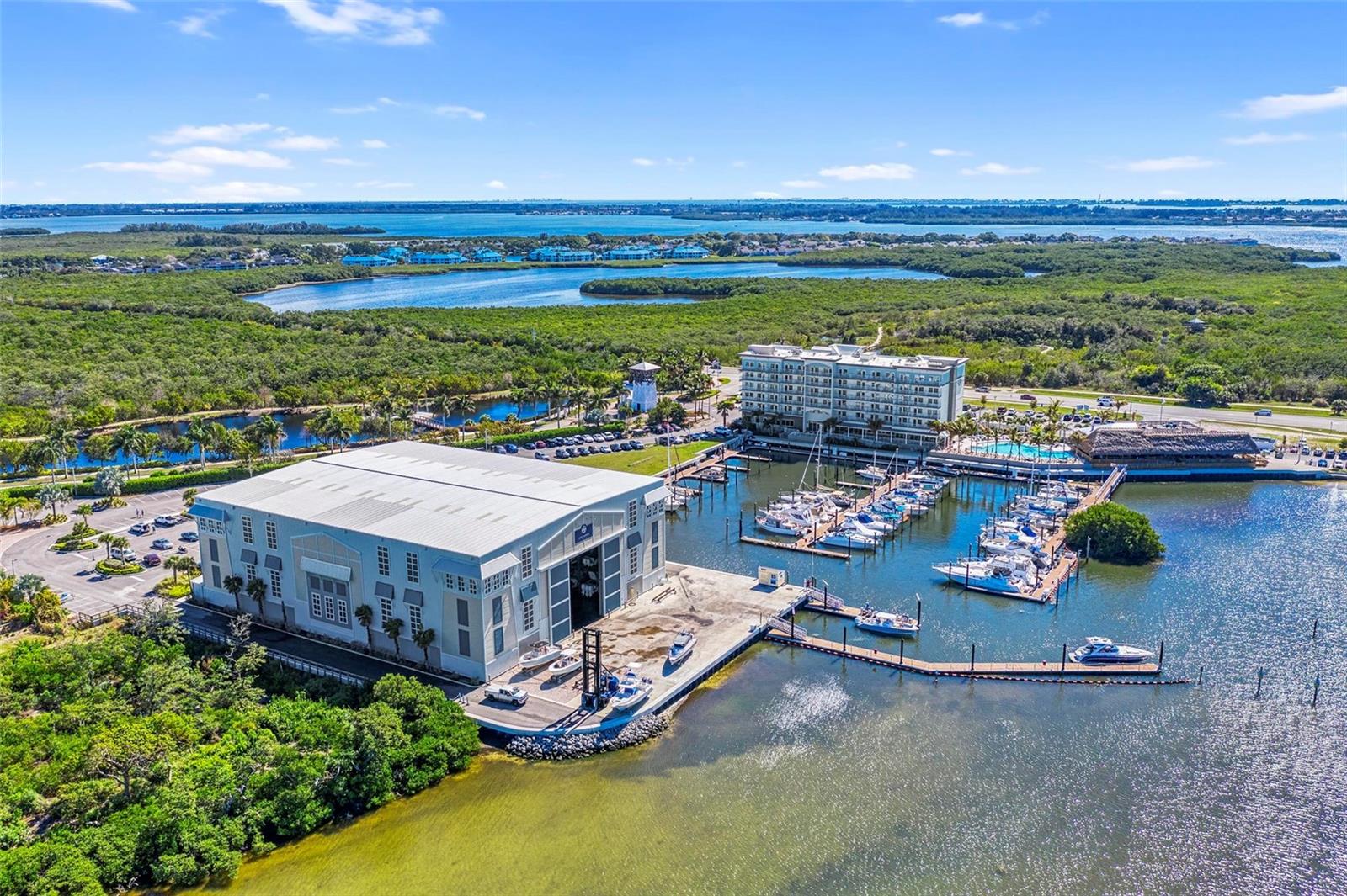 MARINA WALK ON HARBOUR ISLE PH 2-11 OR26 - Residential