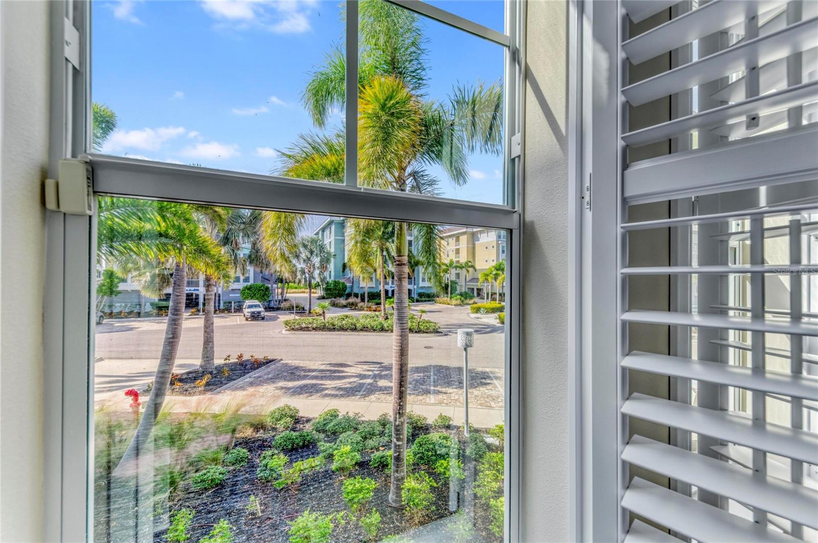 MARINA WALK ON HARBOUR ISLE PH 2-11 OR26 - Residential