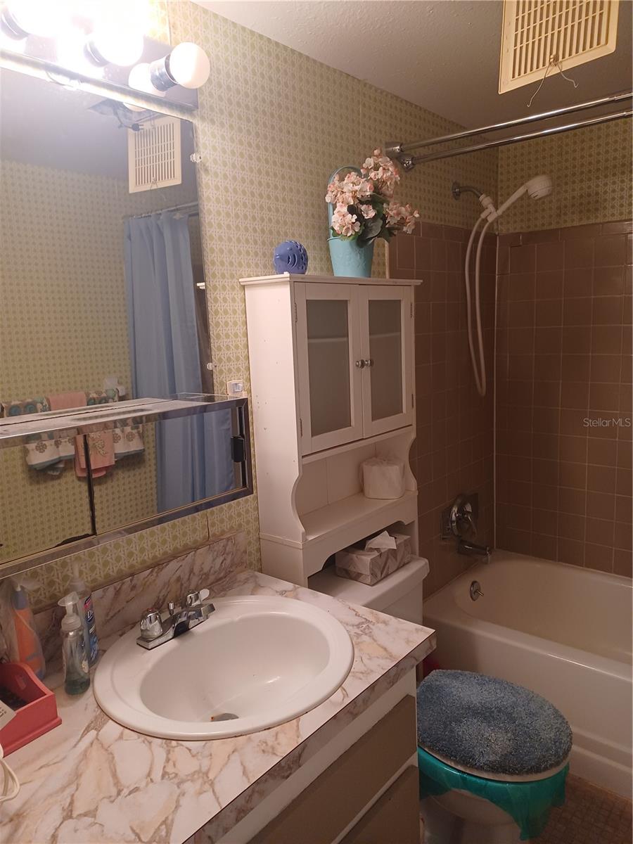 TRADEWINDS CONDO - Residential