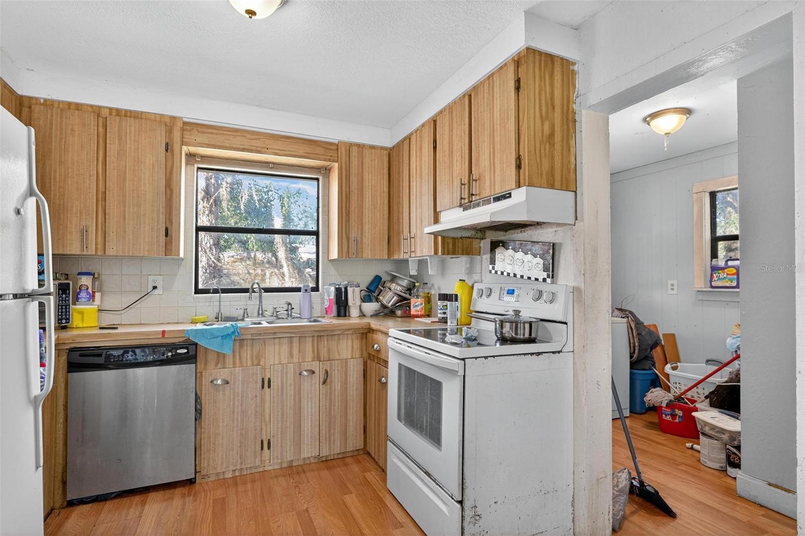 MIDWAY GARDENS - Residential