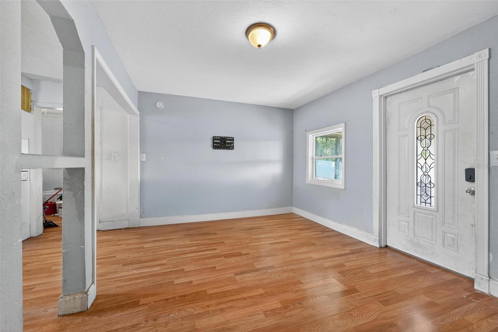 MIDWAY GARDENS - Residential