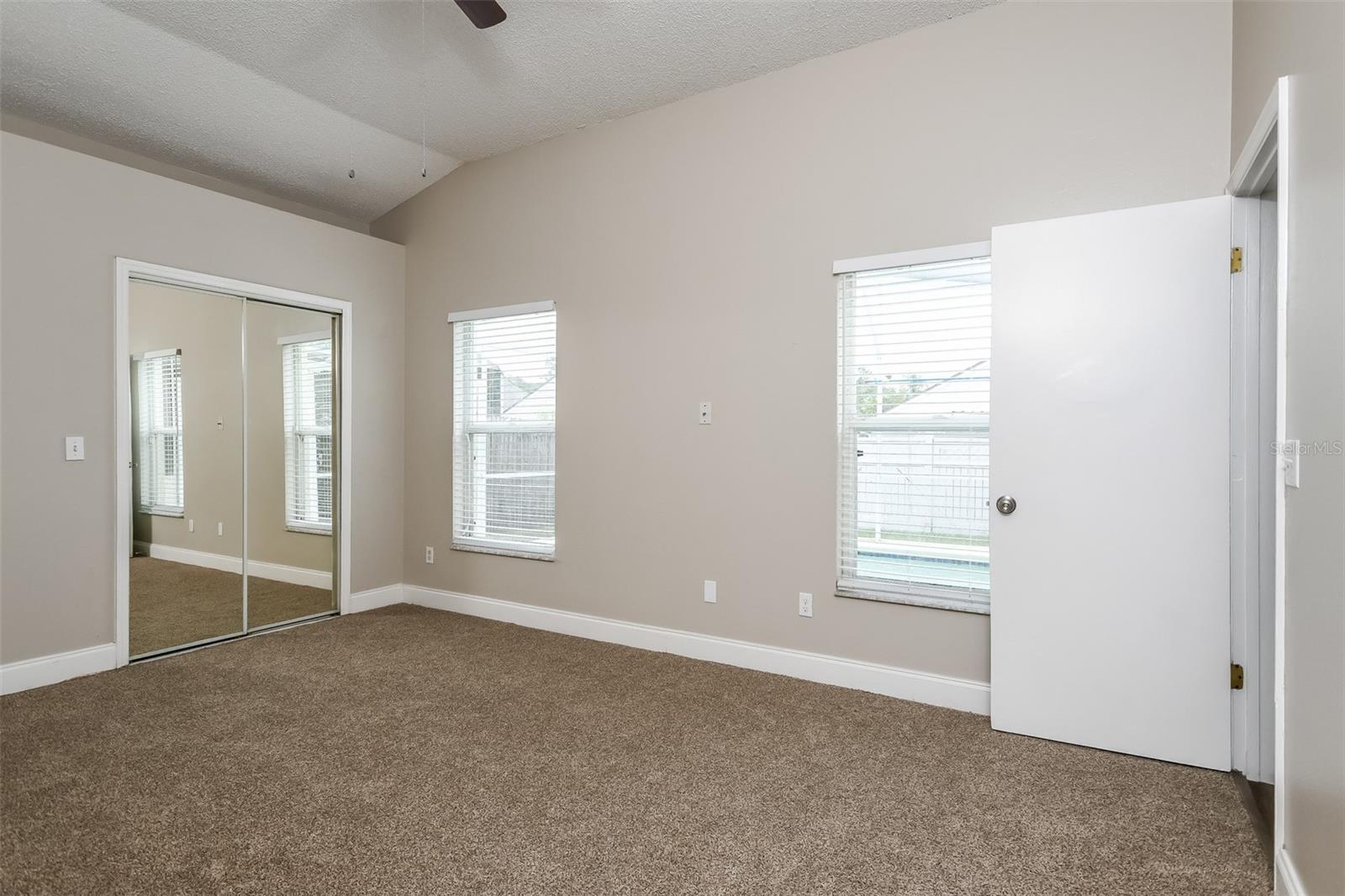 CHATHAM PARK PH 02 - Residential