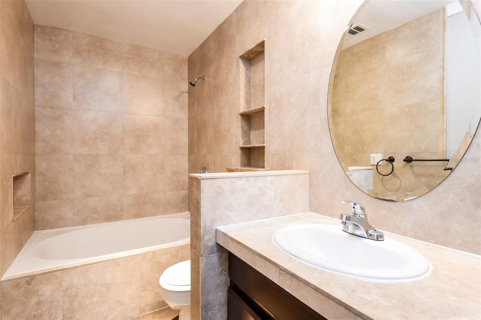 CHATHAM PARK PH 02 - Residential