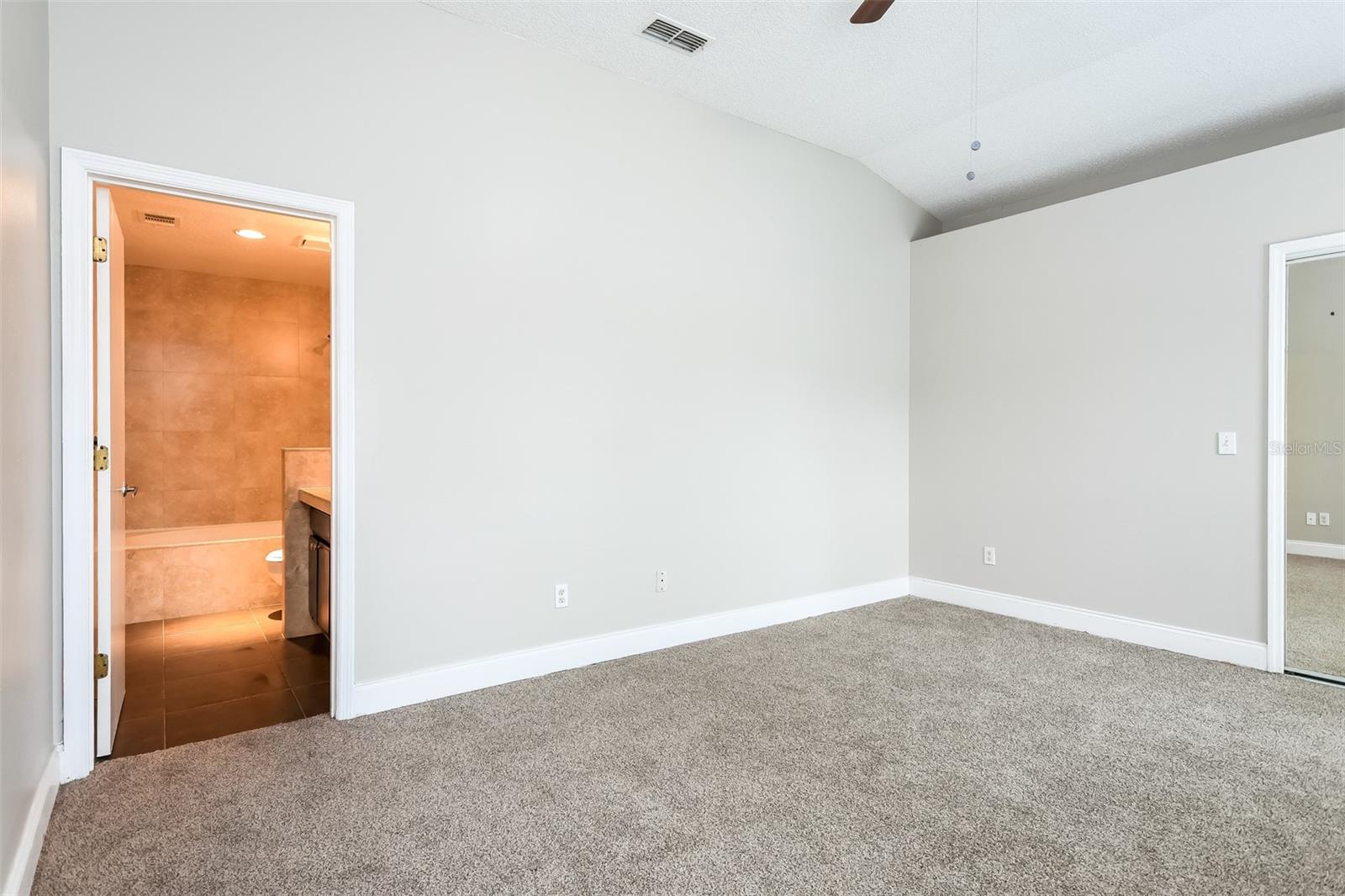 CHATHAM PARK PH 02 - Residential