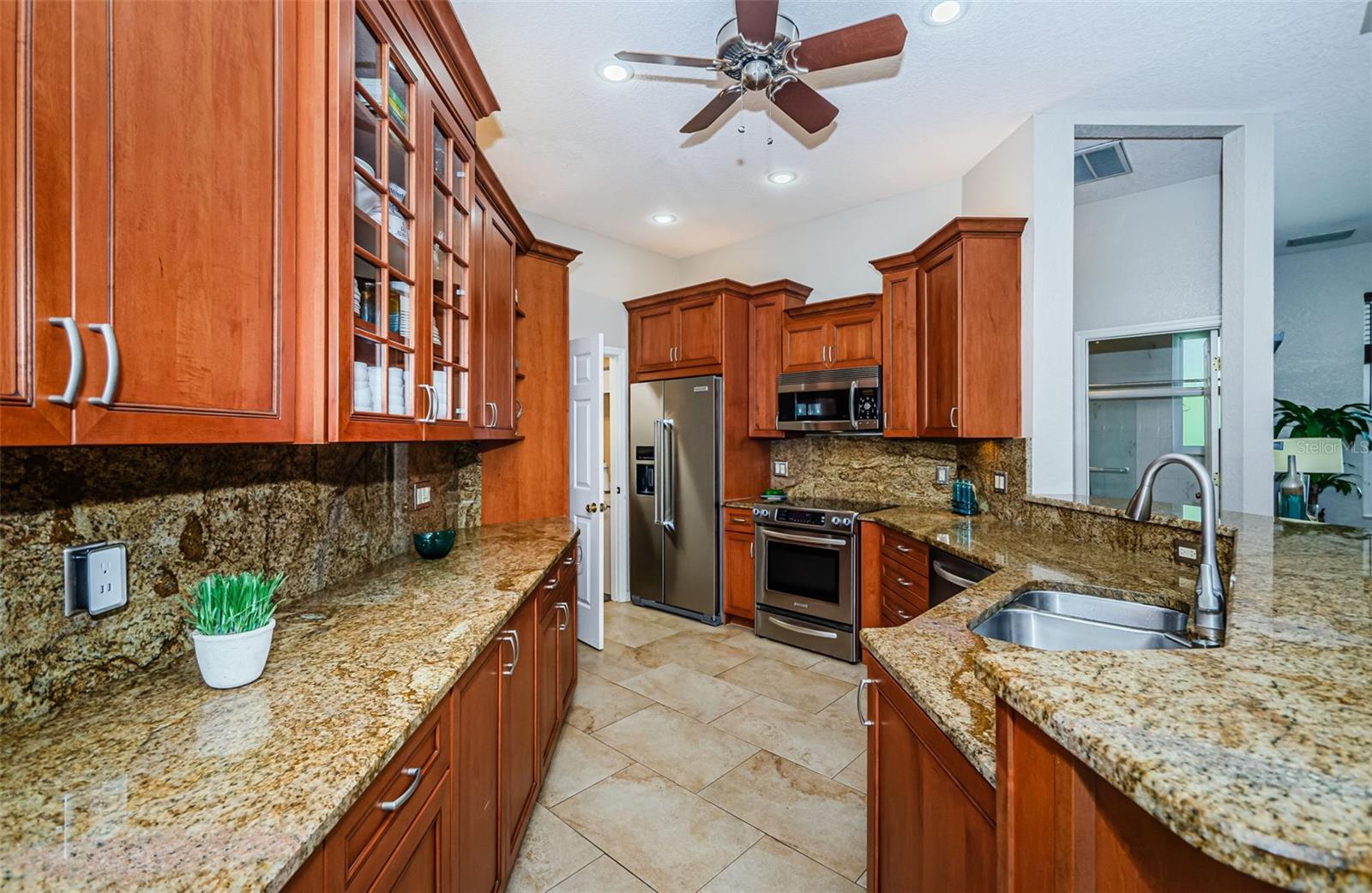 COUNTRYPARK - Residential