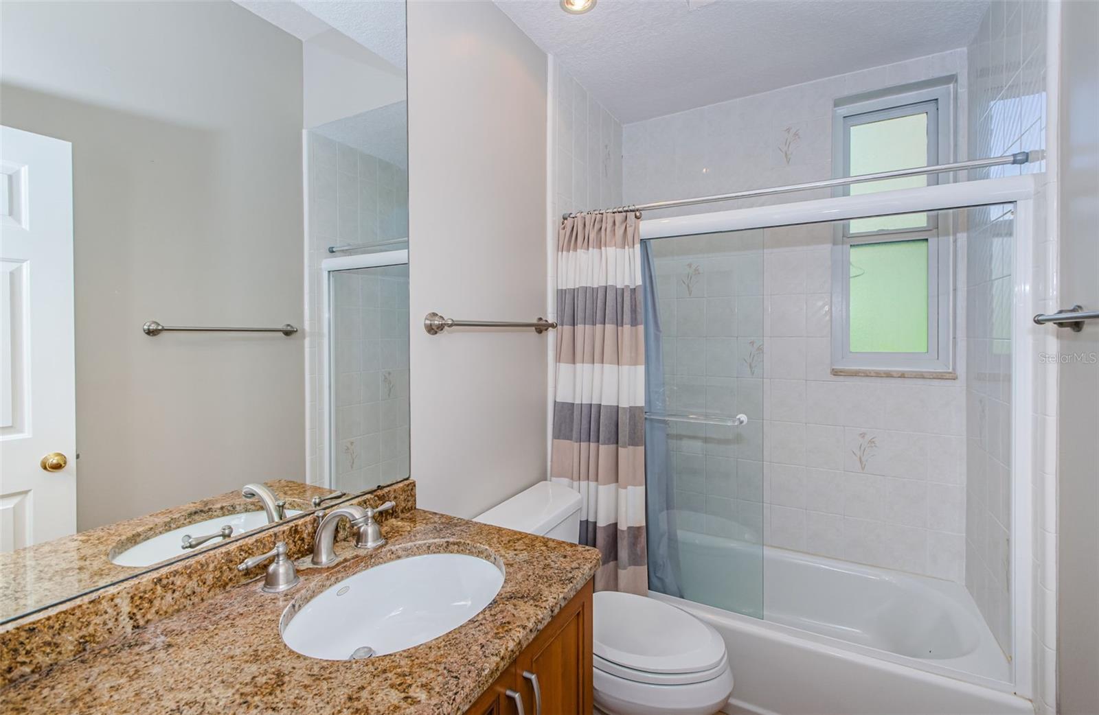 COUNTRYPARK - Residential