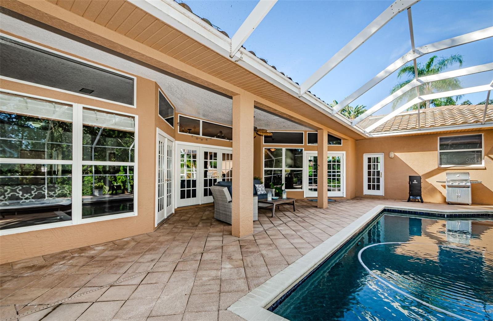 COUNTRYPARK - Residential