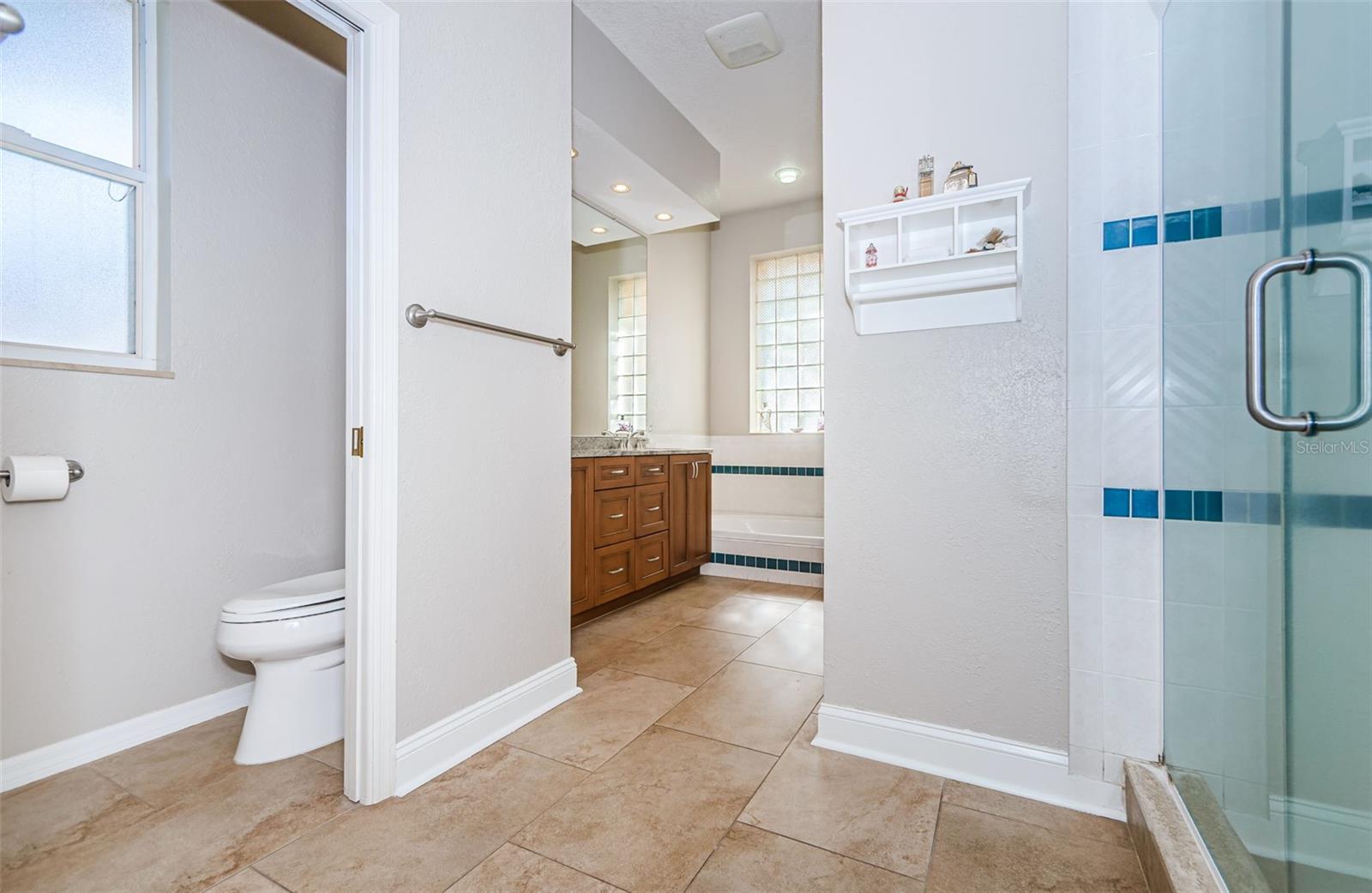 COUNTRYPARK - Residential