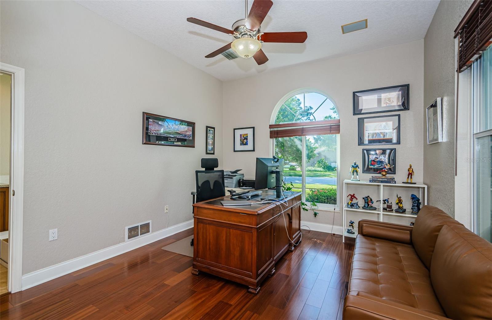 COUNTRYPARK - Residential