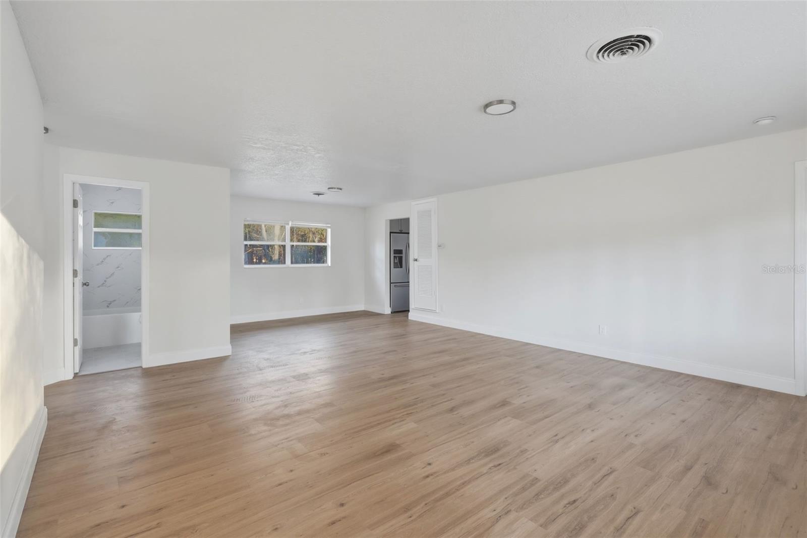 FORE ACRES - Residential