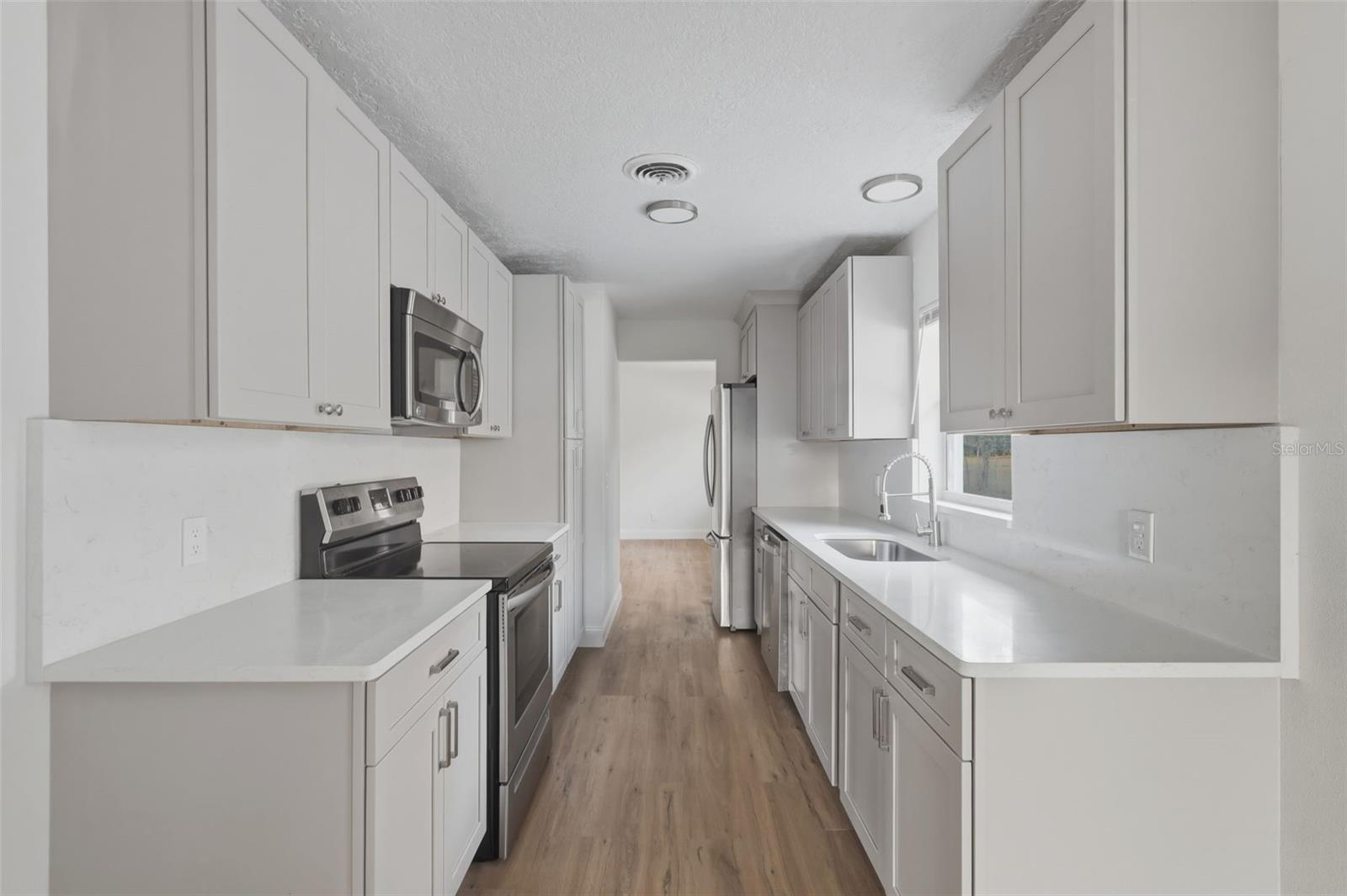 FORE ACRES - Residential