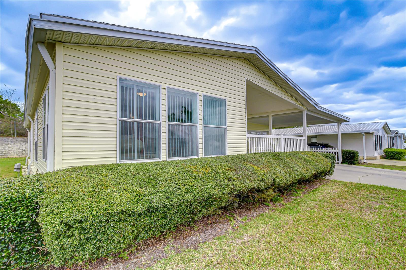 GRAND HORIZONS - Residential