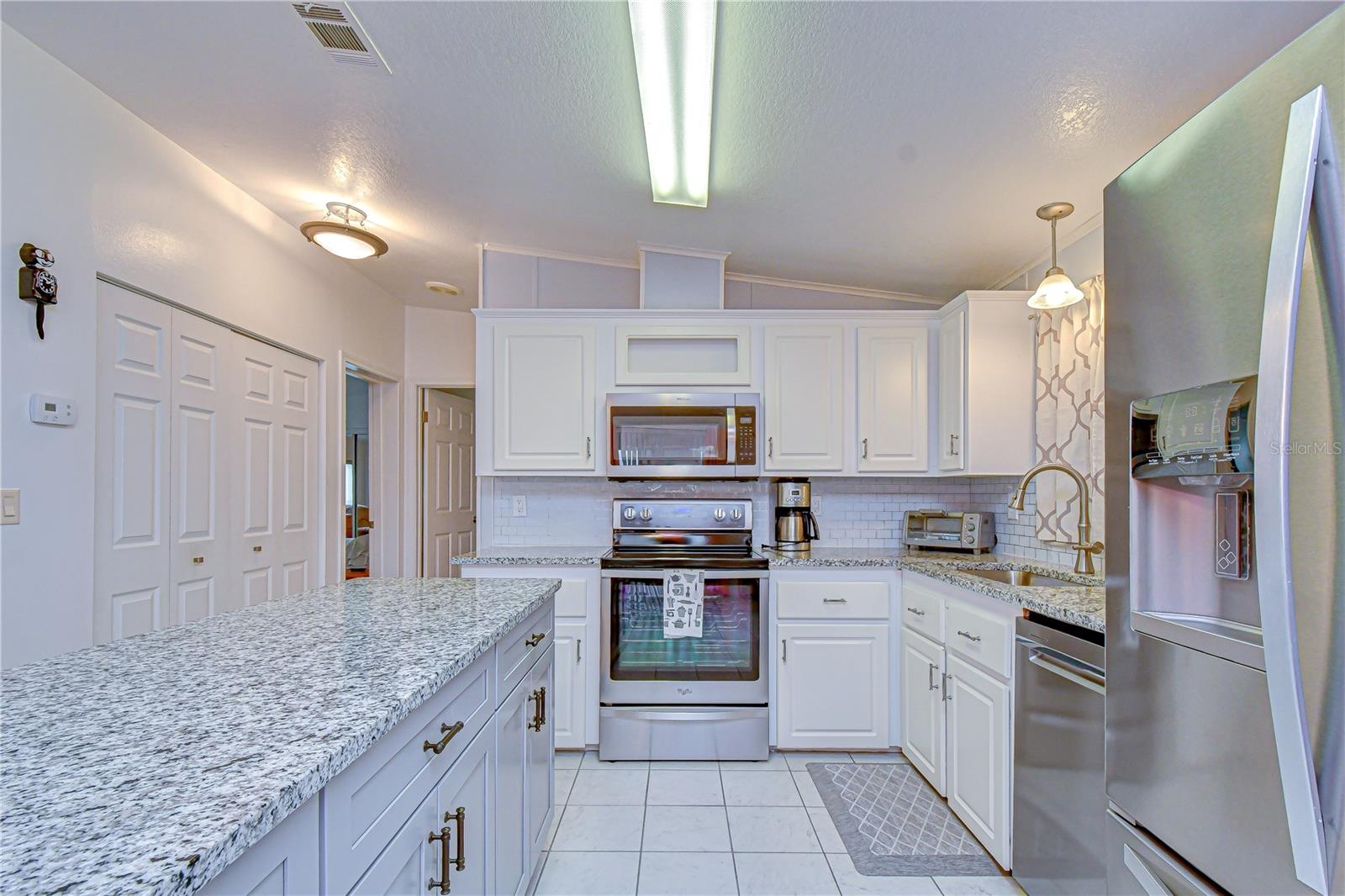 GRAND HORIZONS - Residential