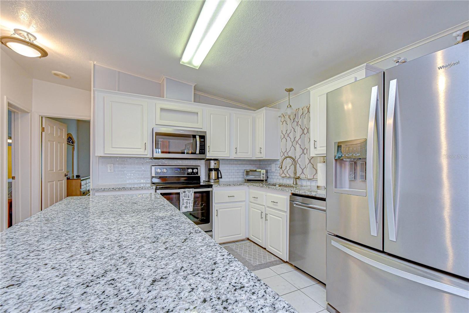 GRAND HORIZONS - Residential