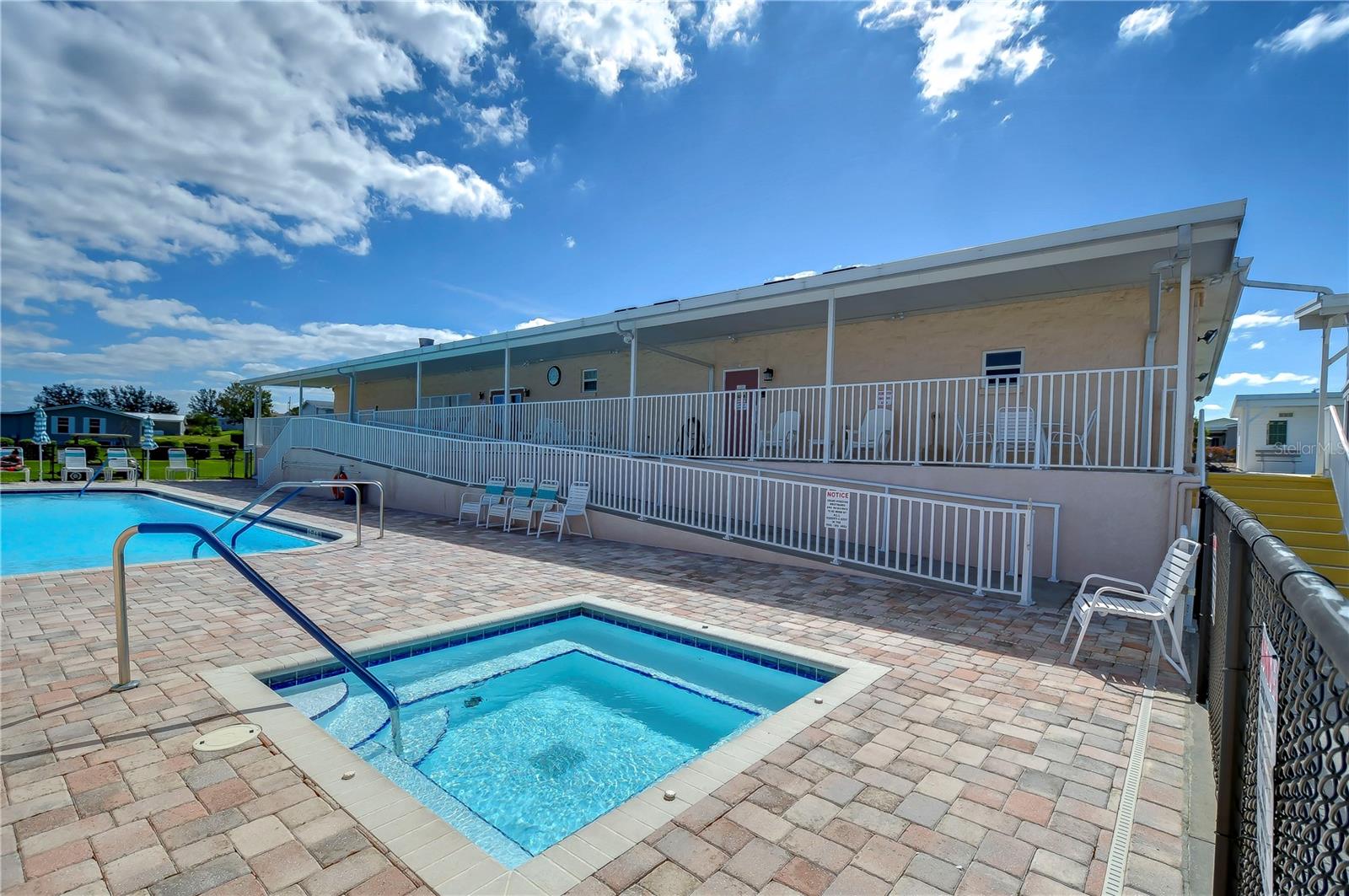 GRAND HORIZONS - Residential