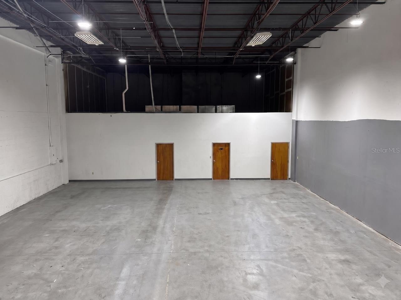 DANIS CYPRESS PARK 02 - Commercial Lease