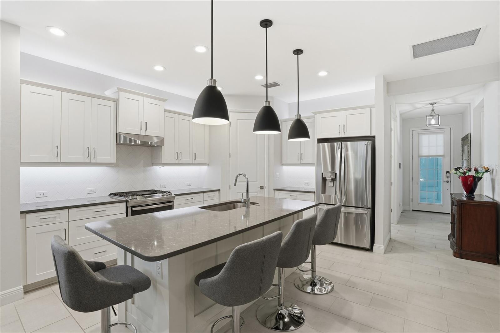 WINDSONG - Residential