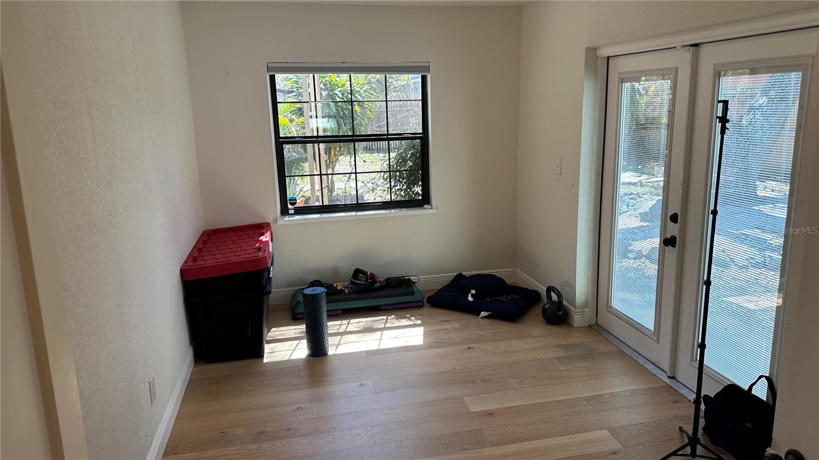 GROVEMONT SUB - Residential Lease