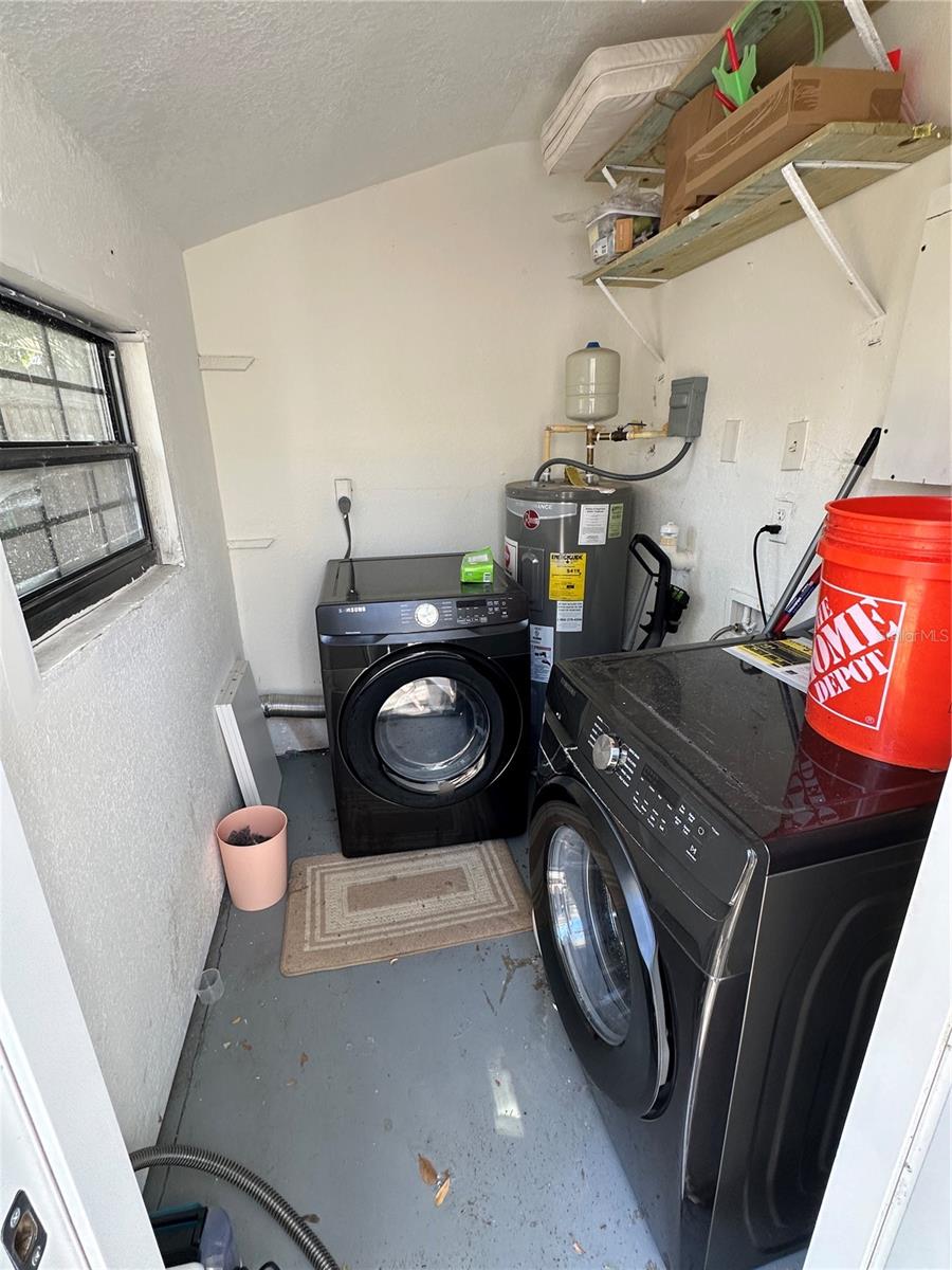 GROVEMONT SUB - Residential Lease