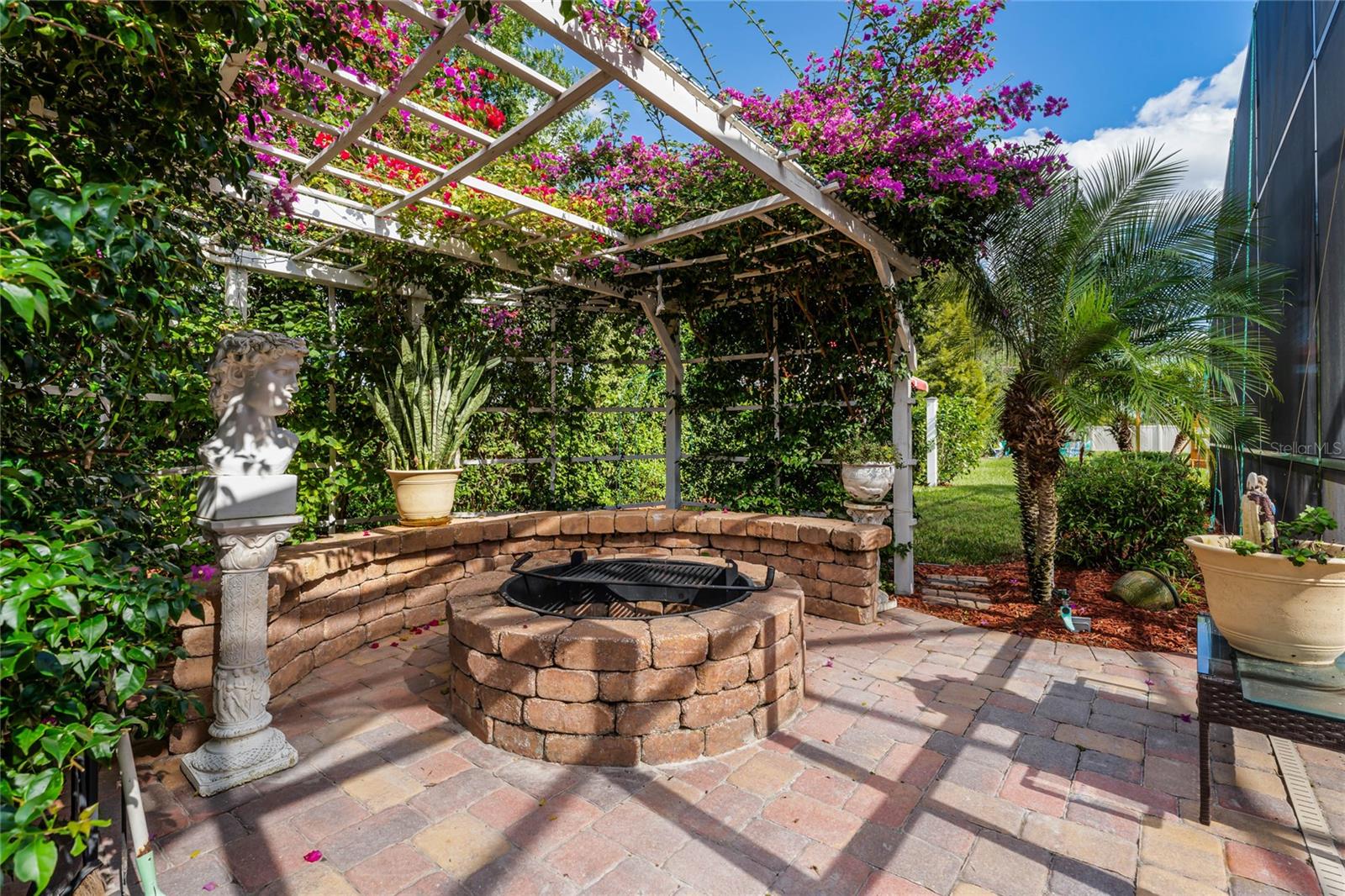 NOVA GROVE - Residential