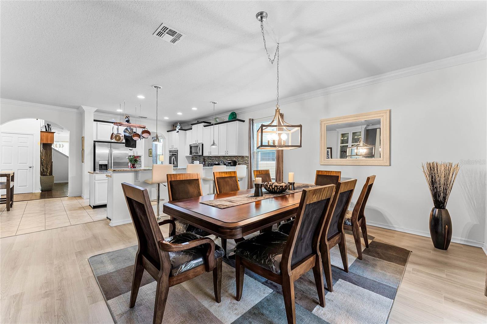 NOVA GROVE - Residential