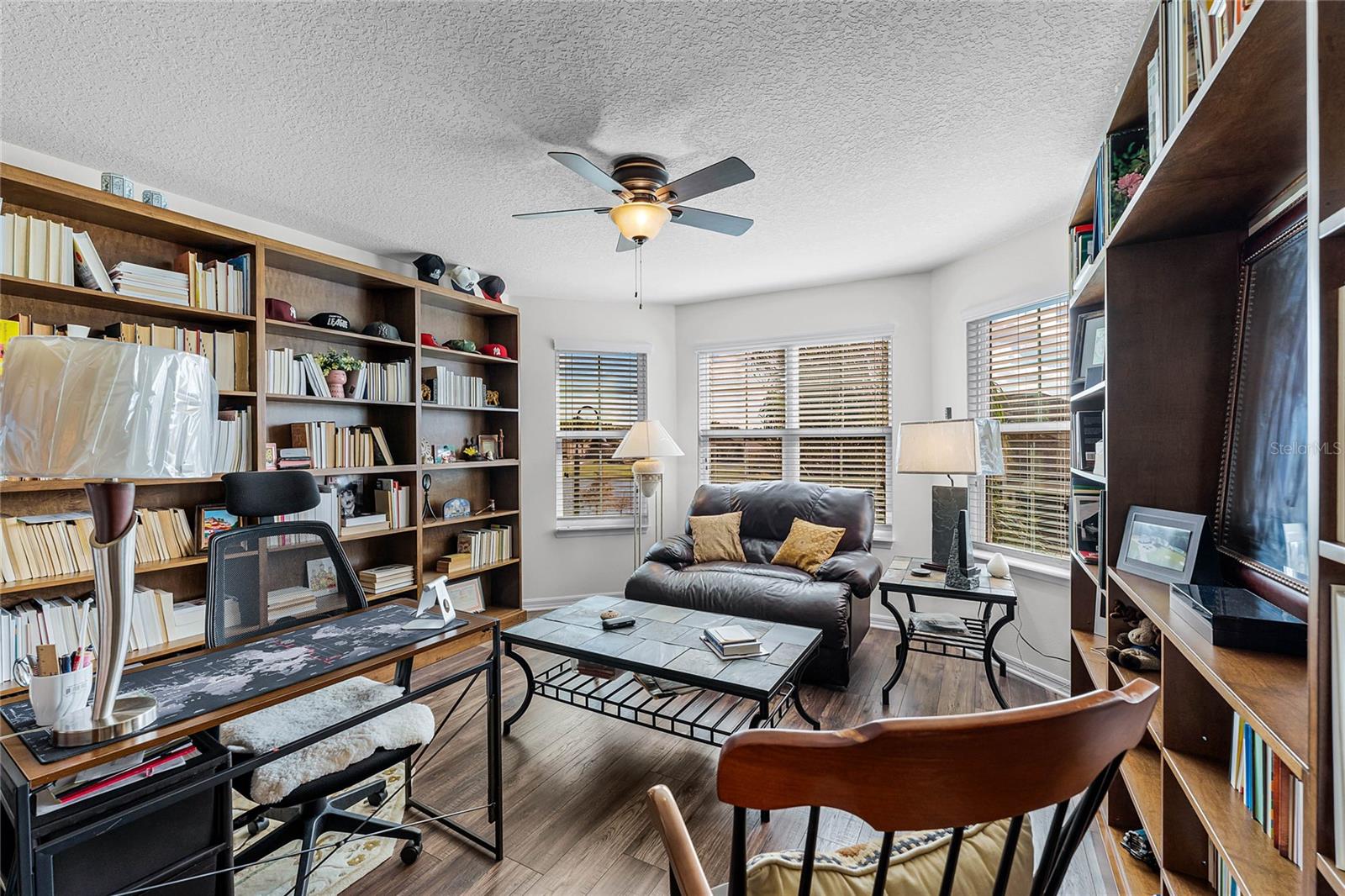 NOVA GROVE - Residential