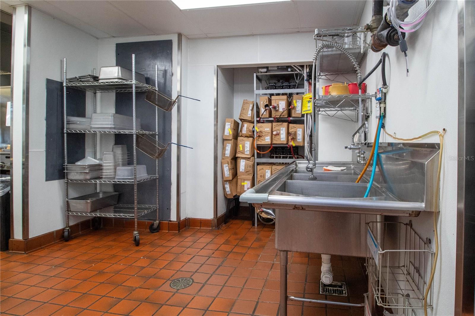 SOUTH ORANGE BLOSSOM TRAIL ADD - Commercial Sale