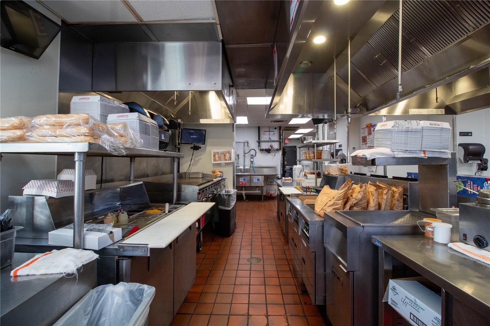 SOUTH ORANGE BLOSSOM TRAIL ADD - Commercial Sale