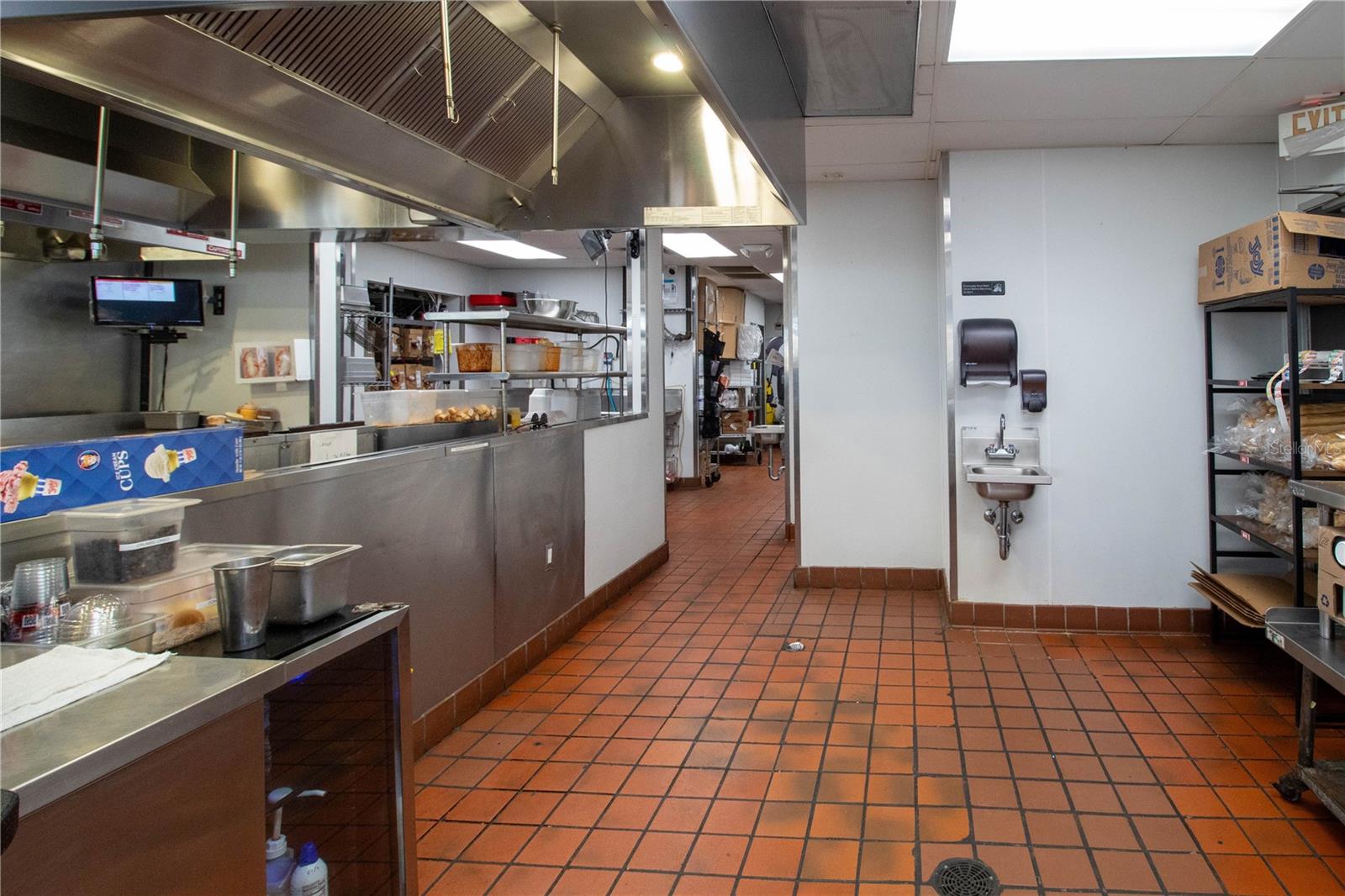 SOUTH ORANGE BLOSSOM TRAIL ADD - Commercial Sale