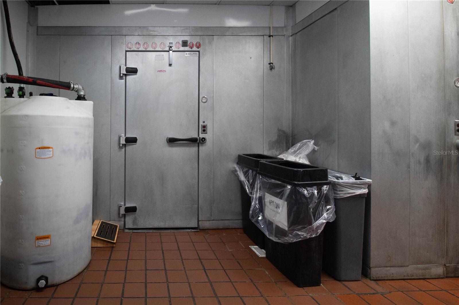 SOUTH ORANGE BLOSSOM TRAIL ADD - Commercial Sale