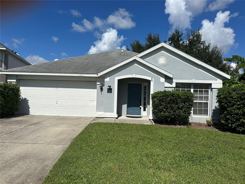 Photo of 3227 Herons Point Circle, Kissimmee, FL 34741 (MLS # S5159516)