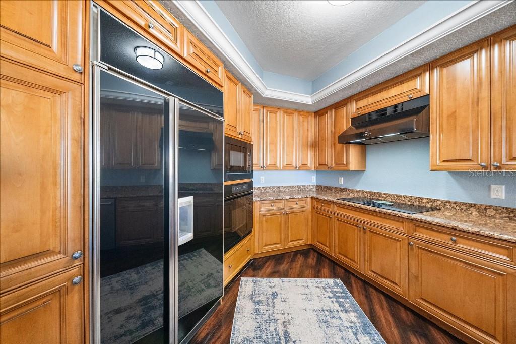 VILLAS AT BELLAGIO HARBOR VILLAGE - Residential