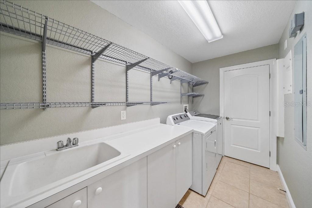 VILLAS AT BELLAGIO HARBOR VILLAGE - Residential