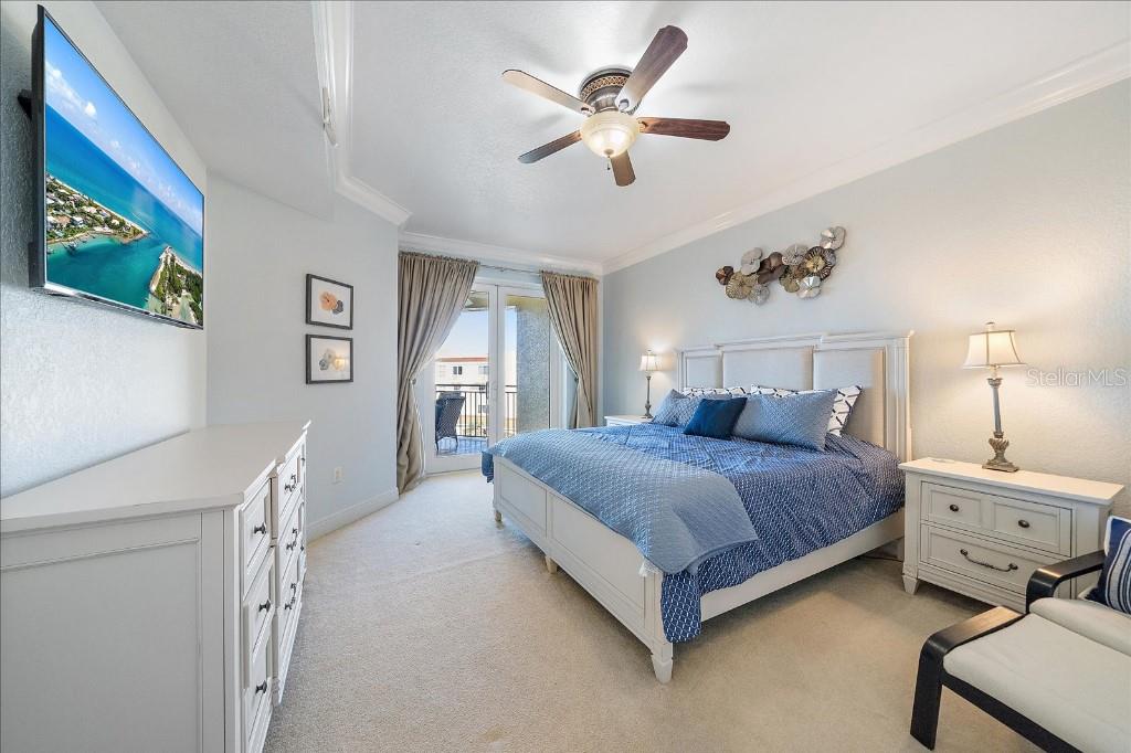 VILLAS AT BELLAGIO HARBOR VILLAGE - Residential