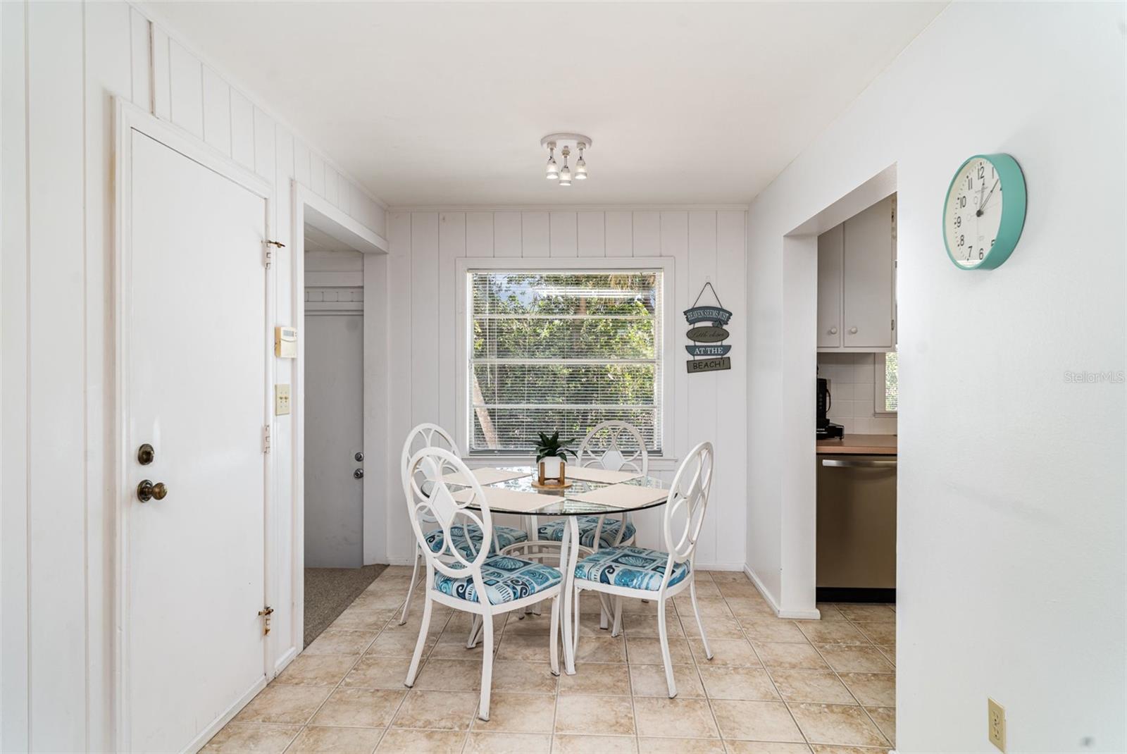 MIRA MAR EXIT - Residential