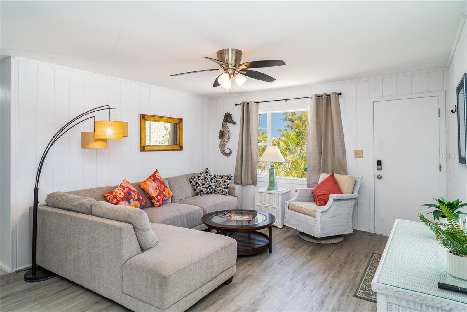 MIRA MAR EXIT - Residential