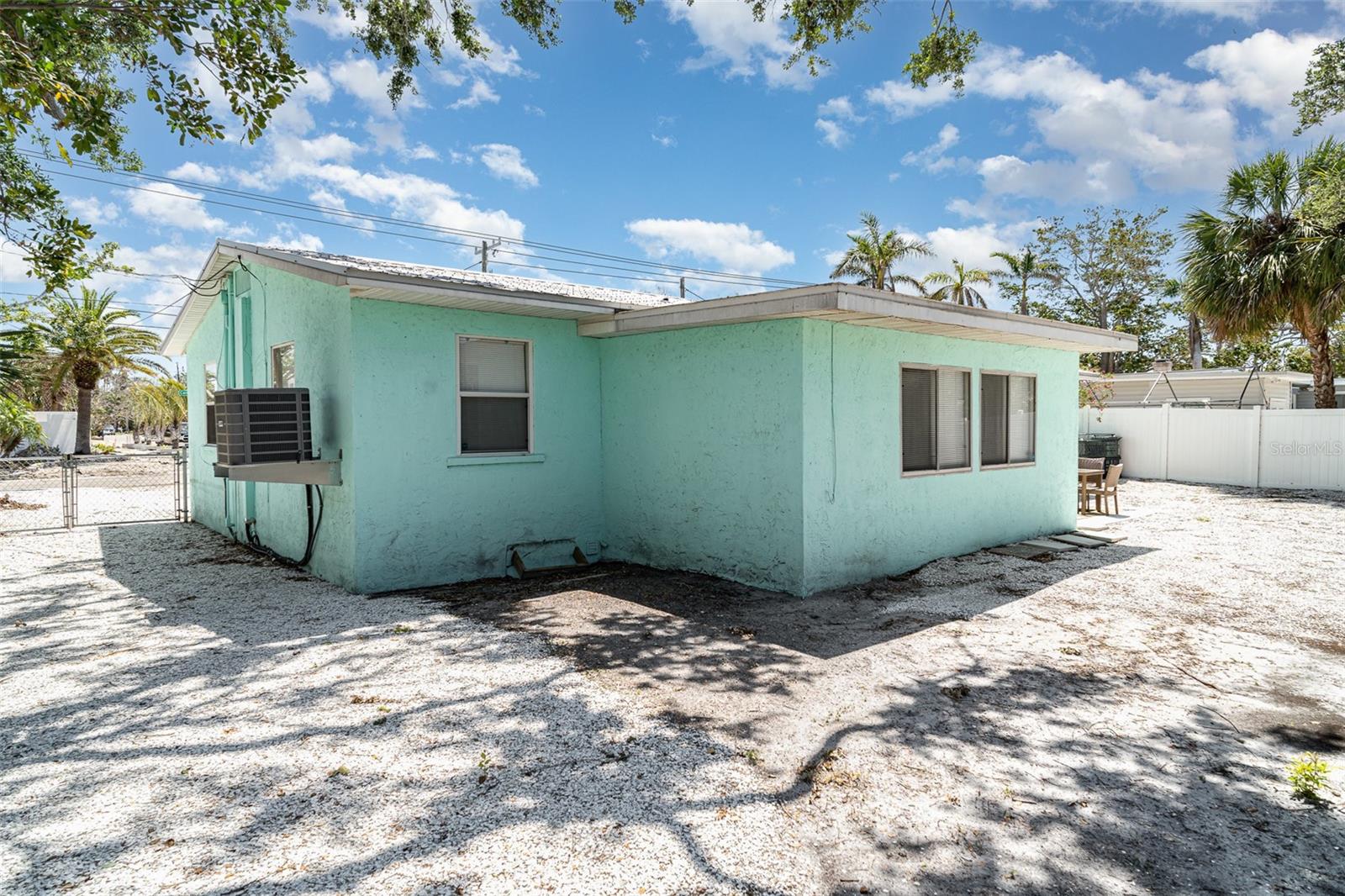 MIRA MAR EXIT - Residential