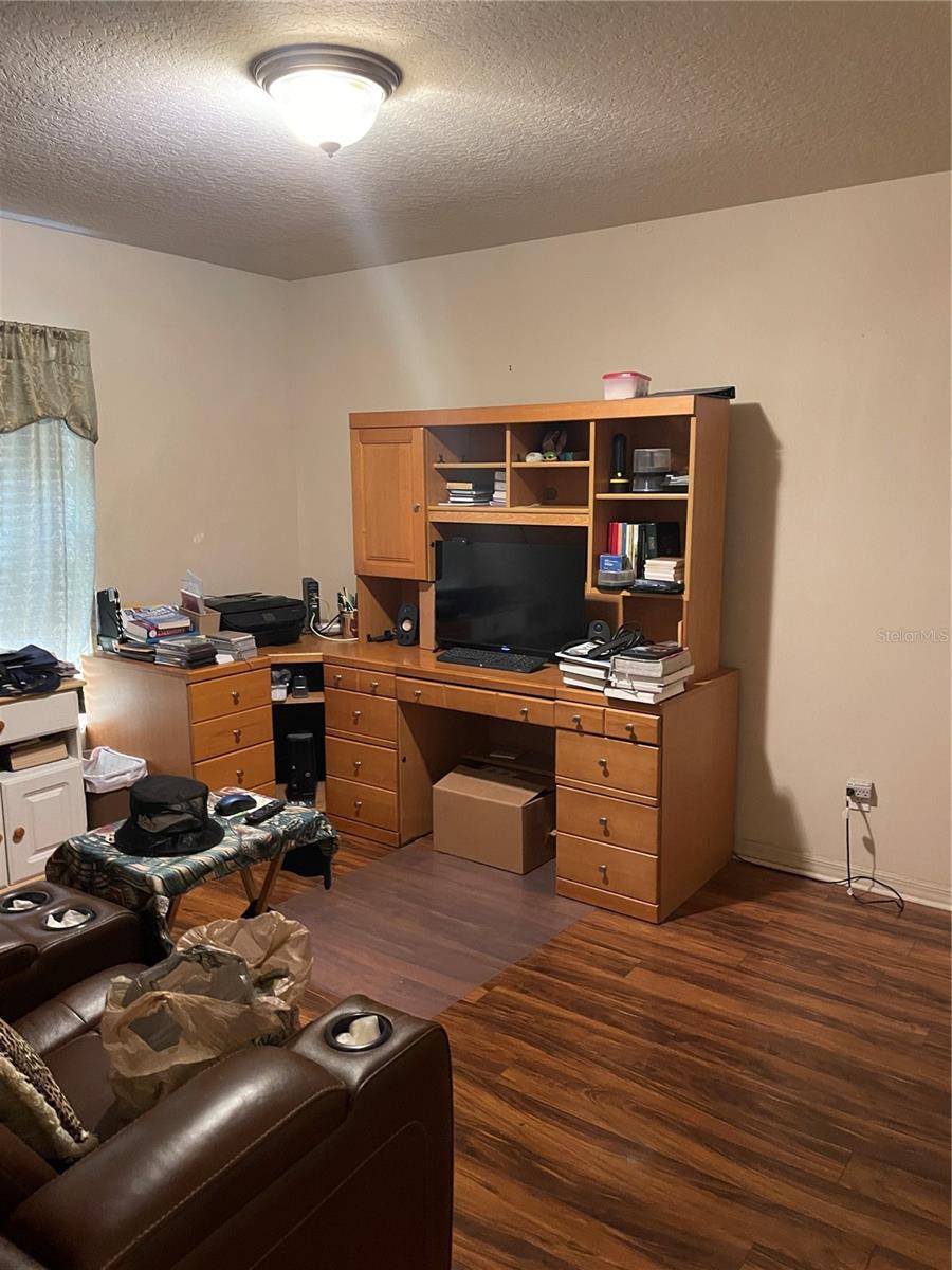 SILVER SPGS SHORES UN 18 - Residential