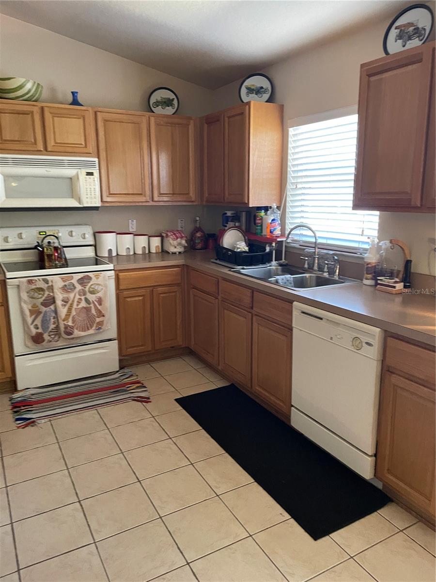 SILVER SPGS SHORES UN 18 - Residential