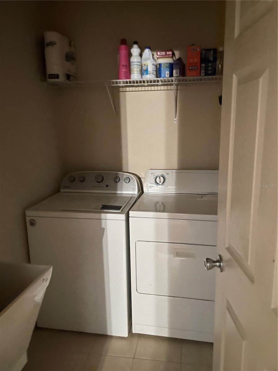 SILVER SPGS SHORES UN 18 - Residential