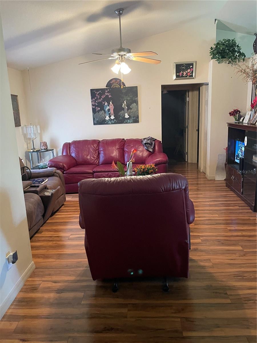 SILVER SPGS SHORES UN 18 - Residential