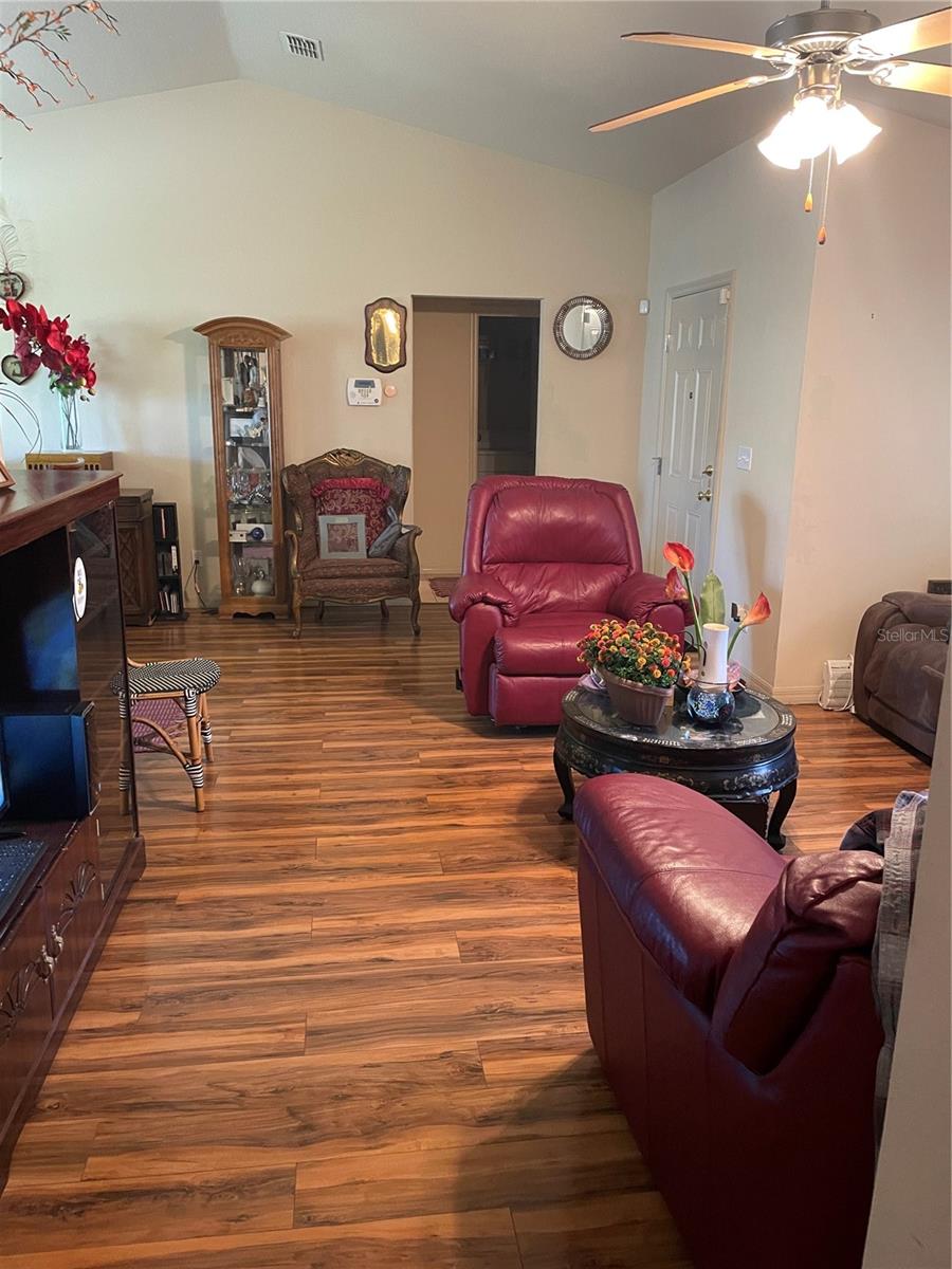 SILVER SPGS SHORES UN 18 - Residential