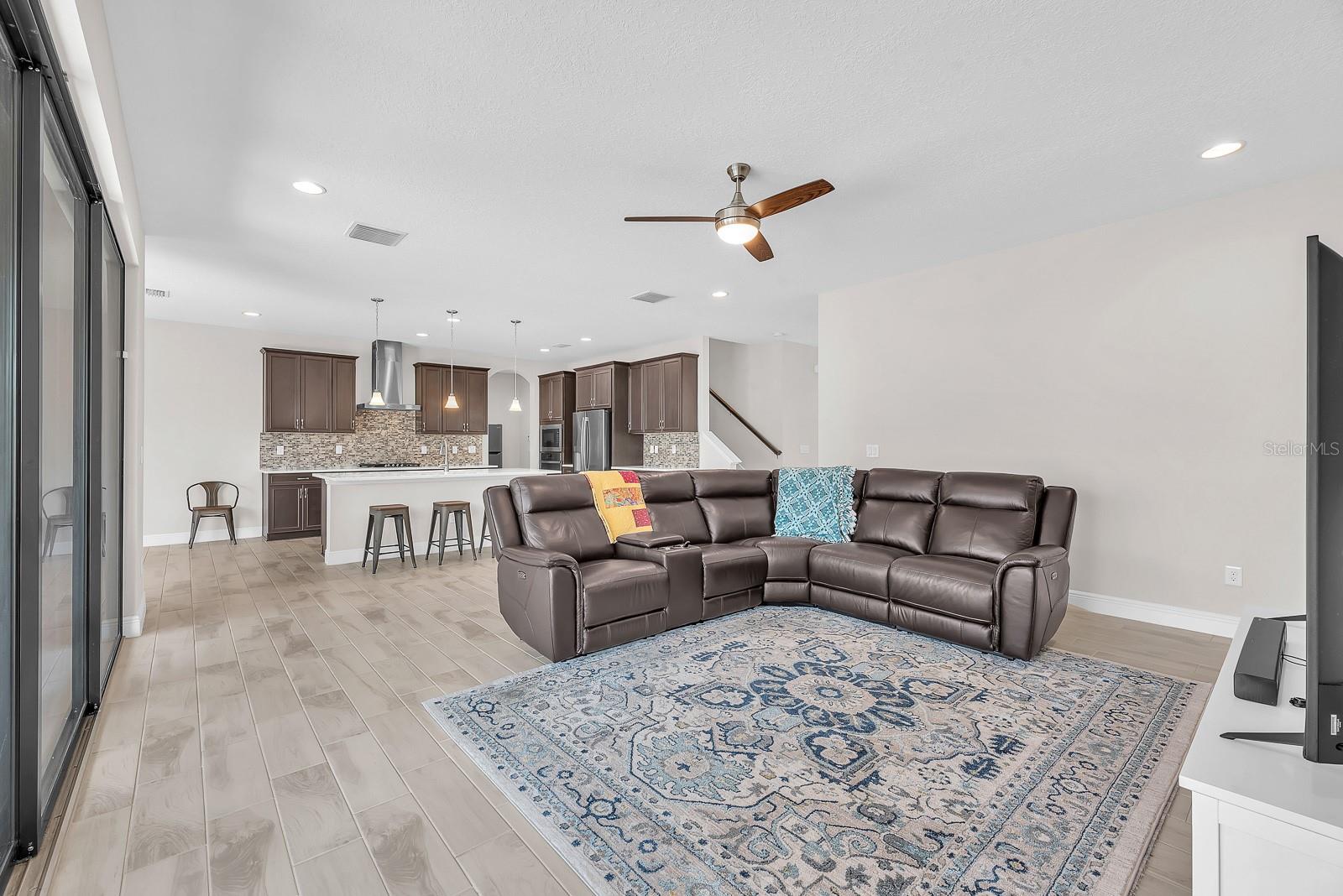 B & D RAWKSTONE PH I - Residential