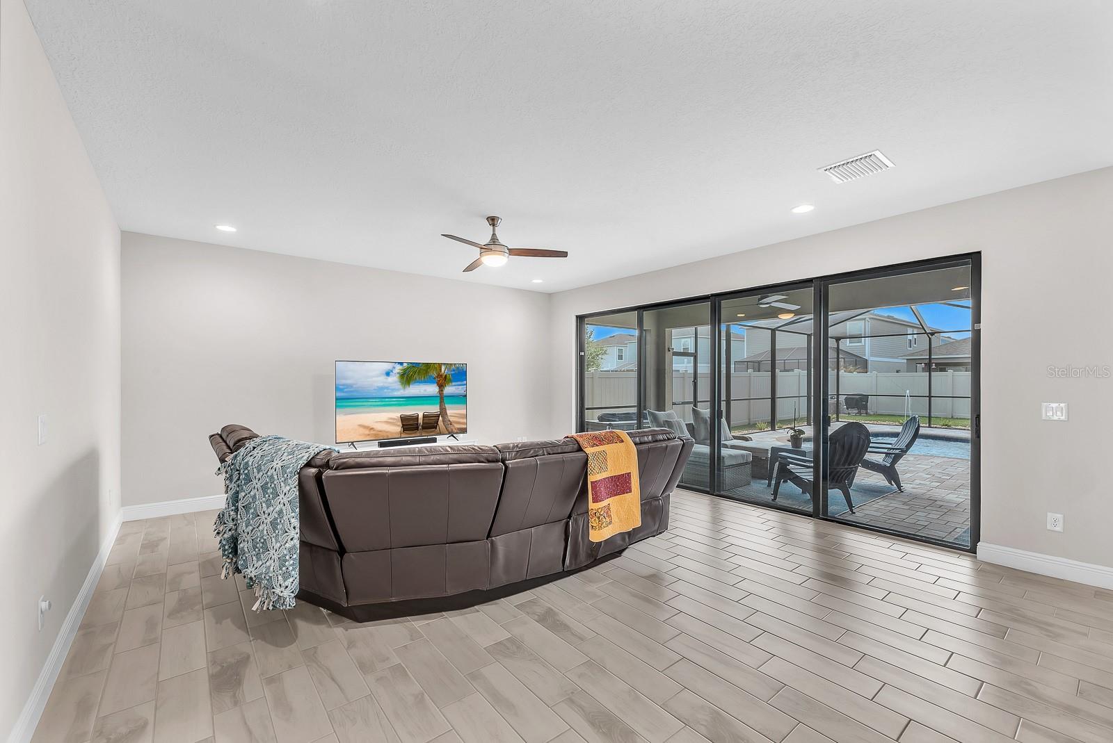 B & D RAWKSTONE PH I - Residential